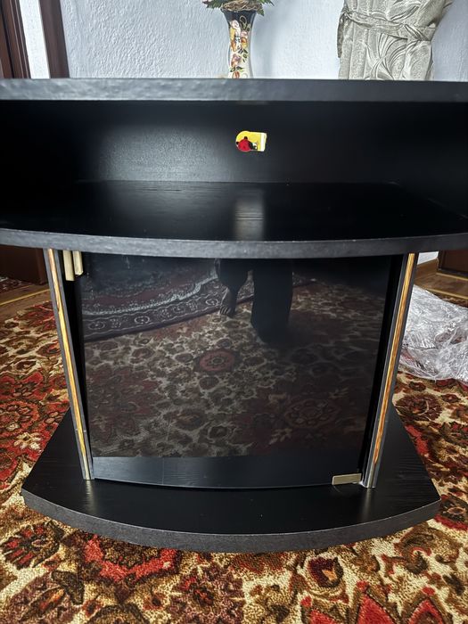 Тумбочка под телевизор