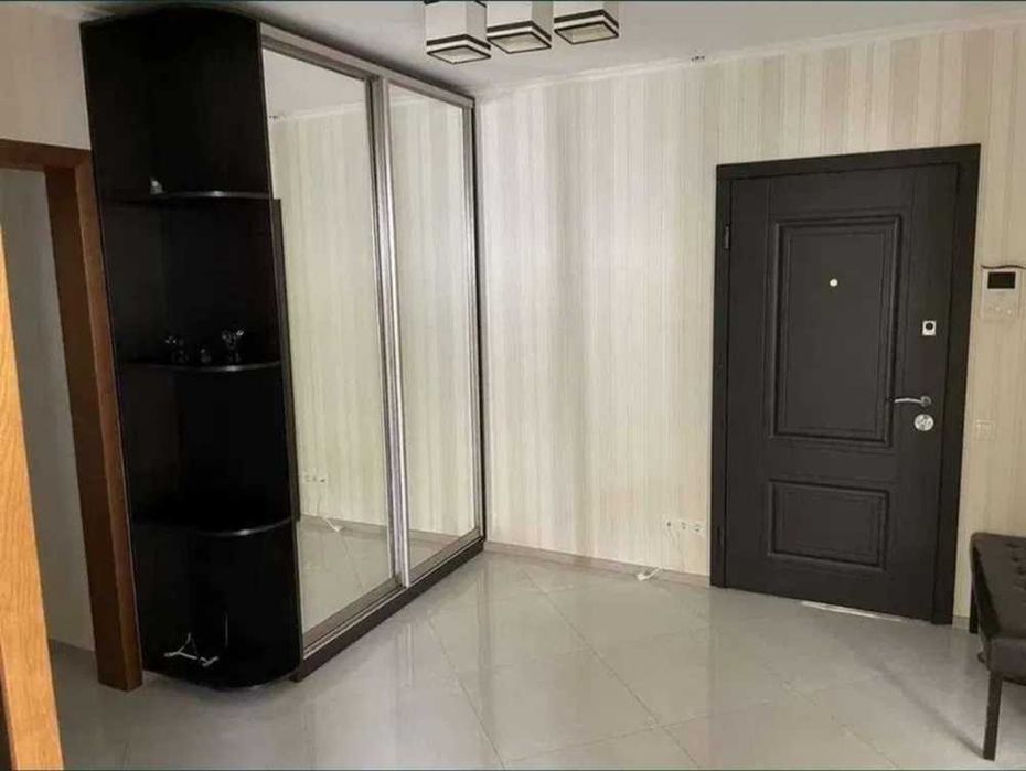 Продаж 2 кімн. квартири, вул. М. Закревського 97 А, ЖК Милославичи