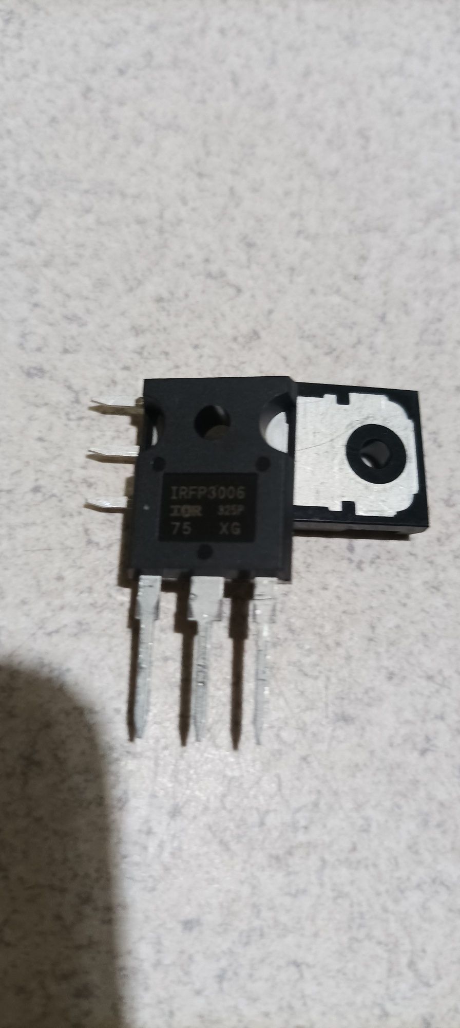 Tranzystor MOSFET zamiennik 2SK2690