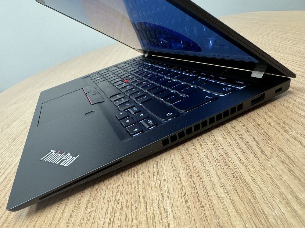 Laptop Lenovo ThinkPad T14s Gen1 i5-10210U/16GB/256GB/14,1"FHD/SC/FP