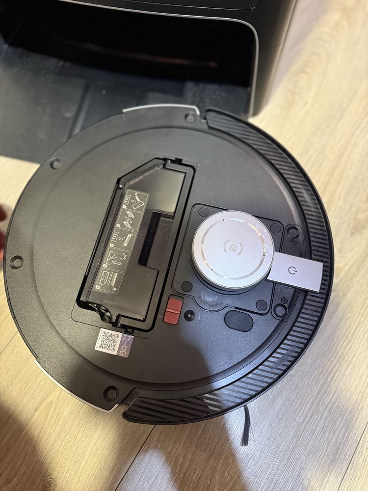 Ecovacs x1 omni робот-пилосос