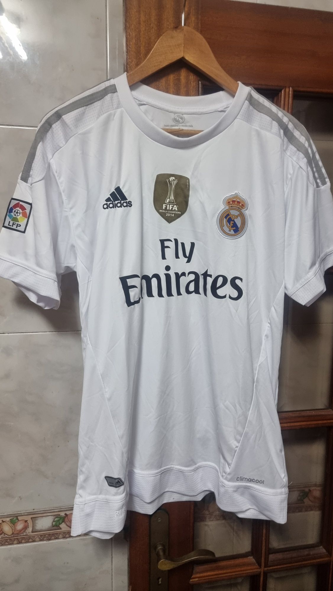 Camisola  do cristiano ronaldo  da la liga real madrid.