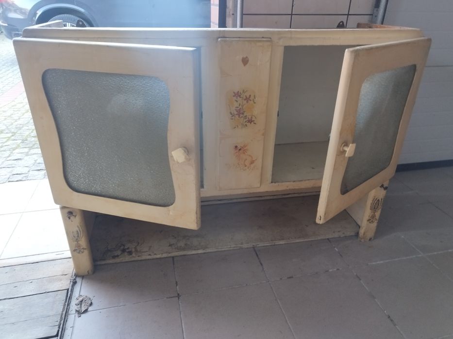 PRL, Kultowy kredens, nadstawka, do renowacji