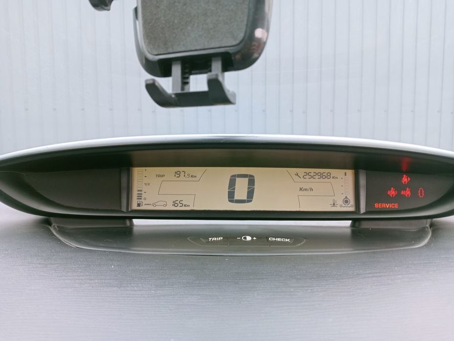 Продам citroen c4 2006 бензин автомат