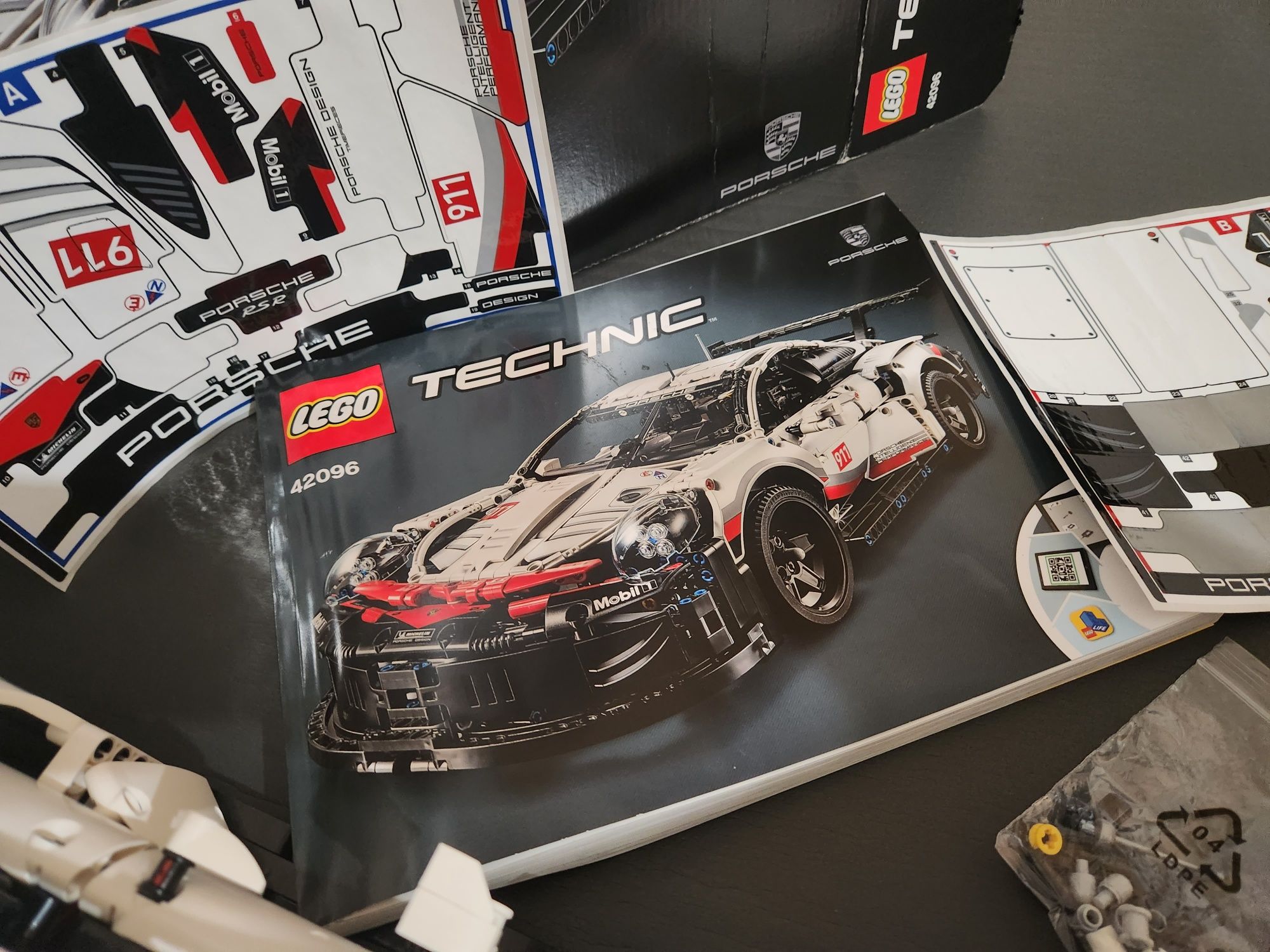 LEGO Technic 42096 - Porsche 911 RSR