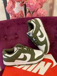 Nike Dunk  Low Meddium Olive  38.5