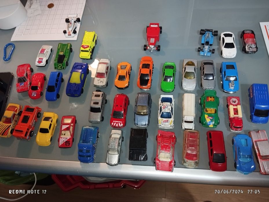 Carrinhos de brinquedo