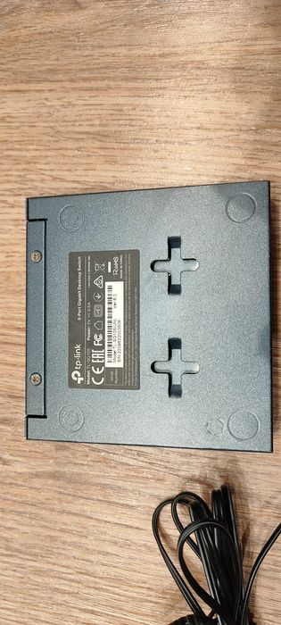 Switch TP-LINK TP-SG105