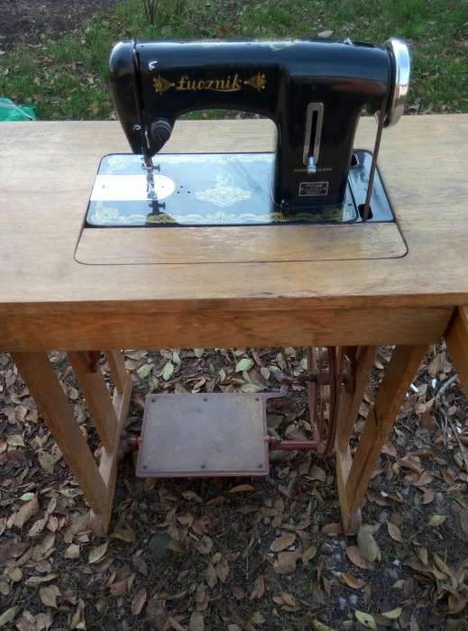 Швейная машинка lucznik