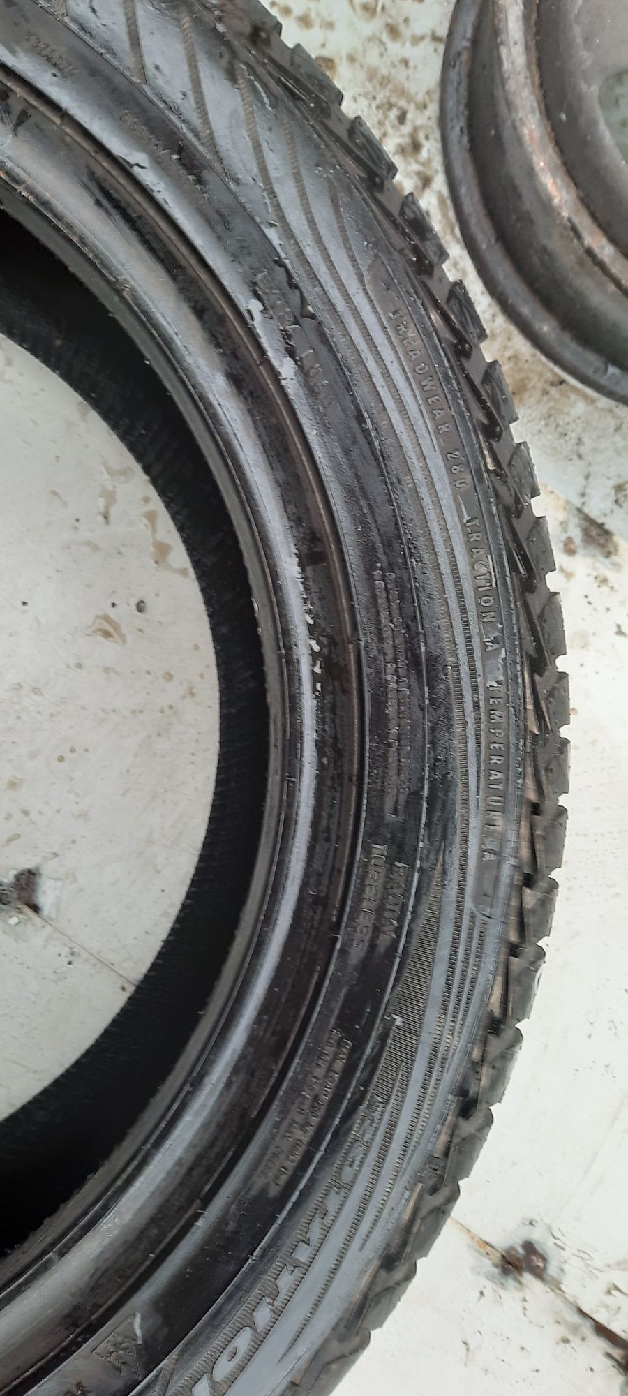 Opona pojedyncza wielosezonowa  GOODYEAR VECTOR 4SEASONS  225/50R17