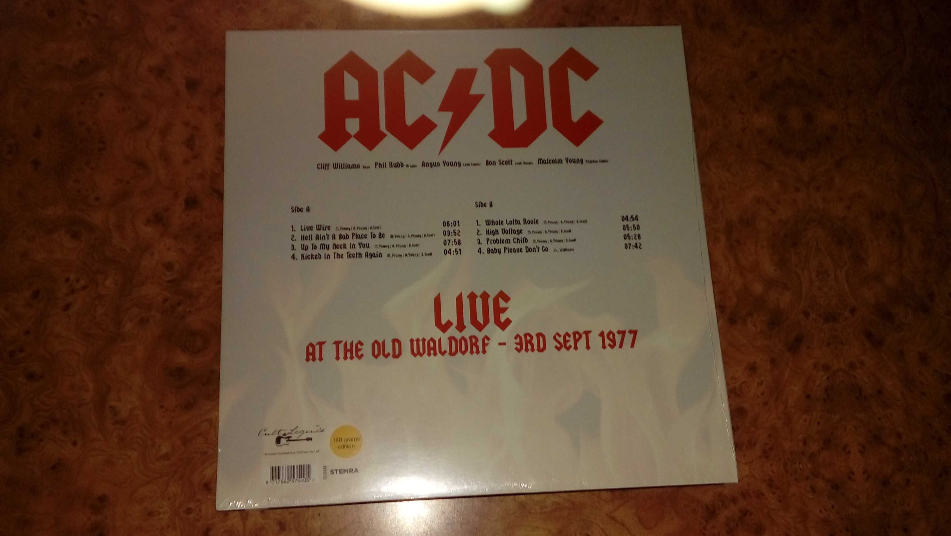AC/DC .Live At The Old Waldorf - 3rd Sept 1977 .Lp.