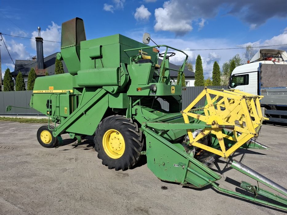 Комбайн Джон Дір 935