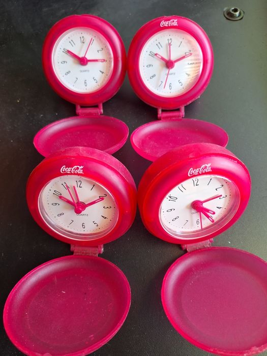 Sprzedam budziki 4 szt za20 zl