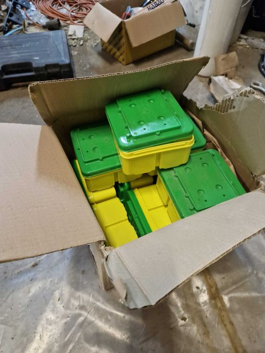 Kaiser puszki elektryczne do betonu ,podtynkowe 10 sztuk