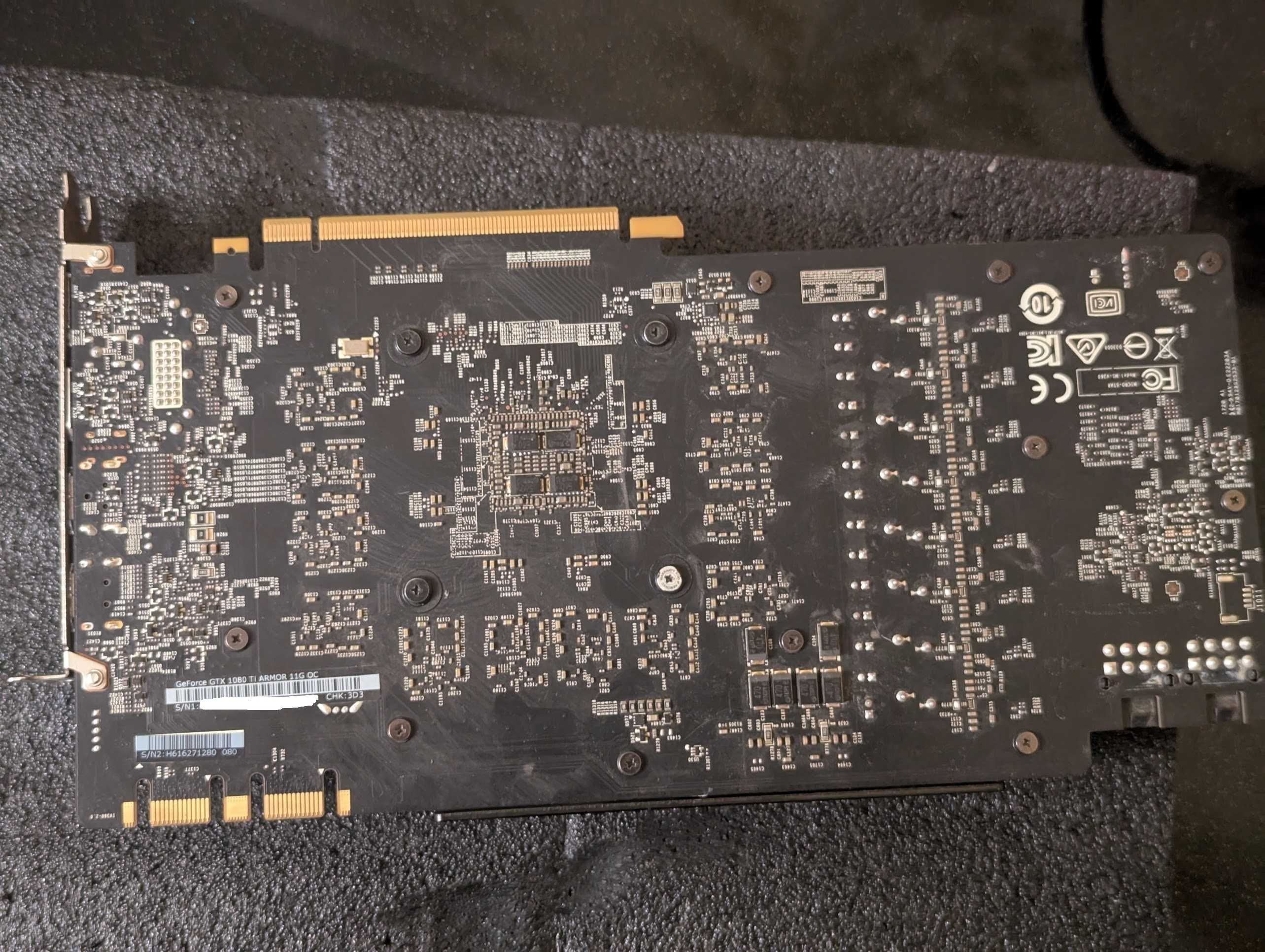MSI  GeForce GTX 1080 Ti Armor OC ( 11GB GDDR5X 352bit )