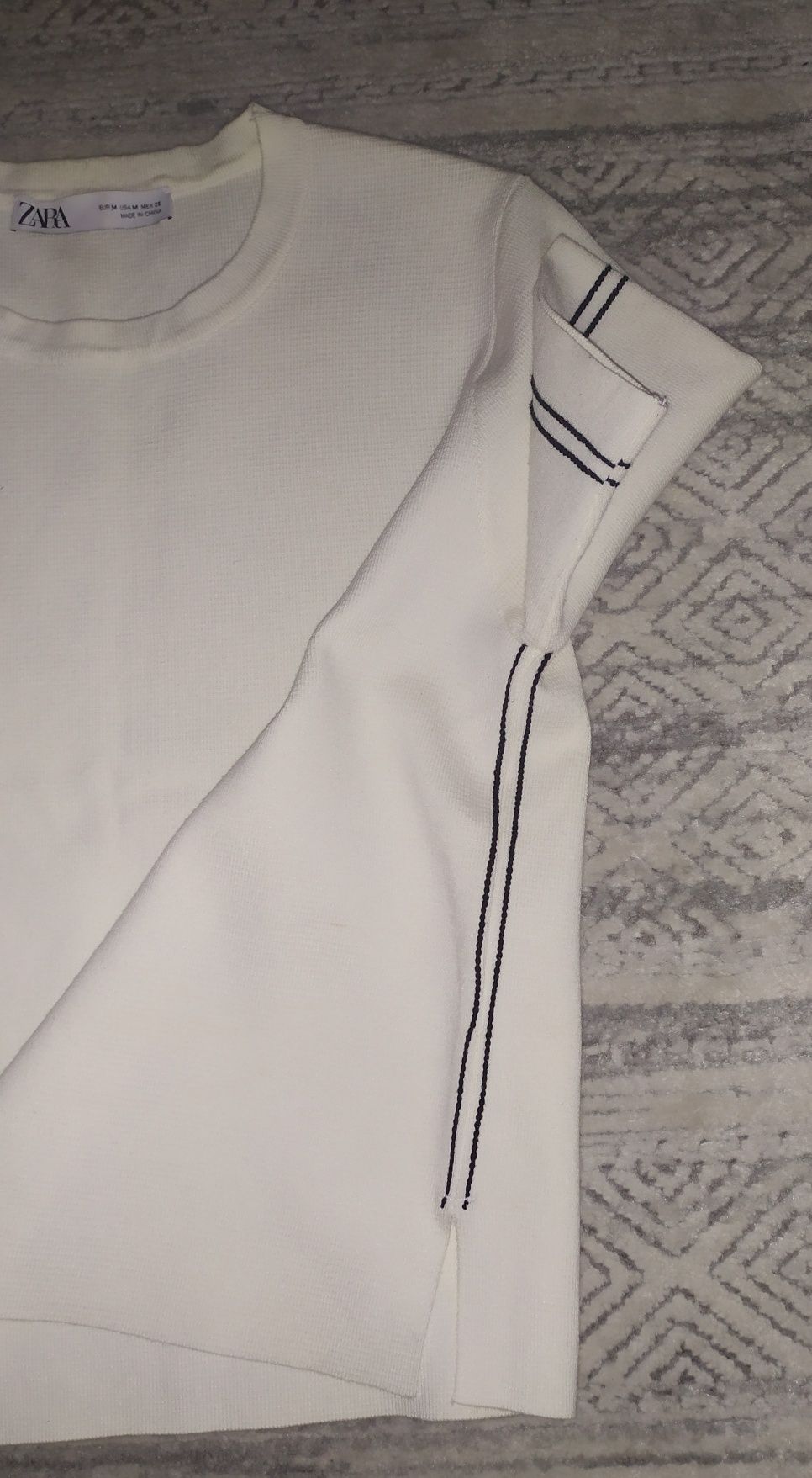 Sweter Zara r. M krótki ecru