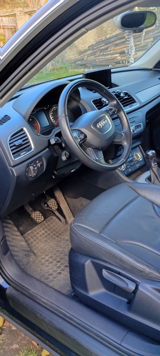 Sprzedam audi Q3 2.0 tdi