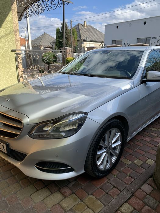 Мерседес 212 Е 2.2дізель