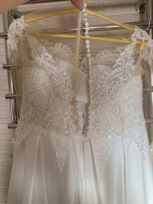 Весільна сукня ~50 ~52розмір