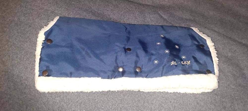 Зимовий конверт на візочок (коляску) сани, автокрісло, муфта на овчині