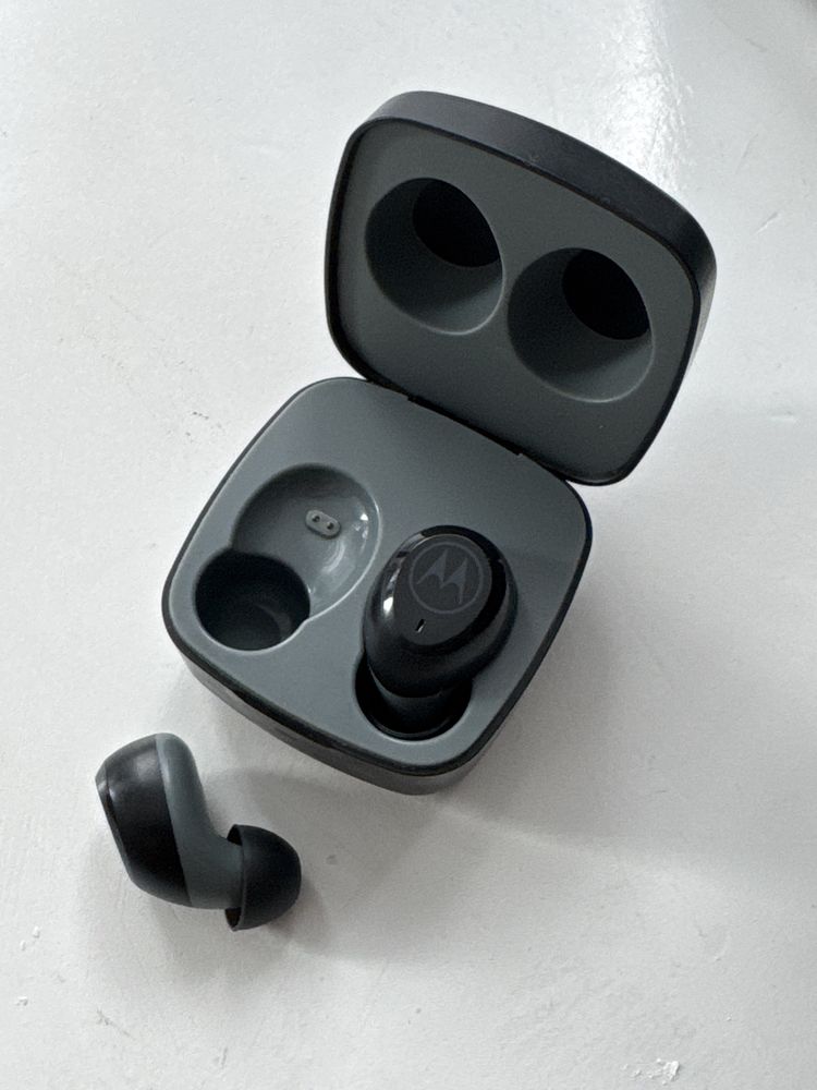 Навушники Motorola VERVE BUDS 100 (SH052)