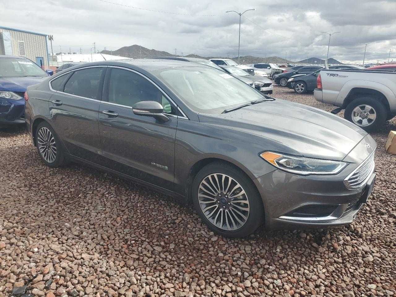 Ford Fusion Se Hybrid 2018