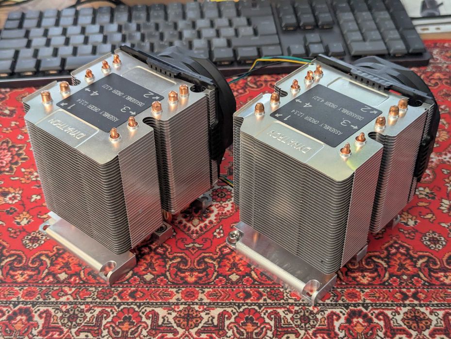 Кулер процесора Dynatron B11 3U LGA 3647. Залишилось 4 шт.