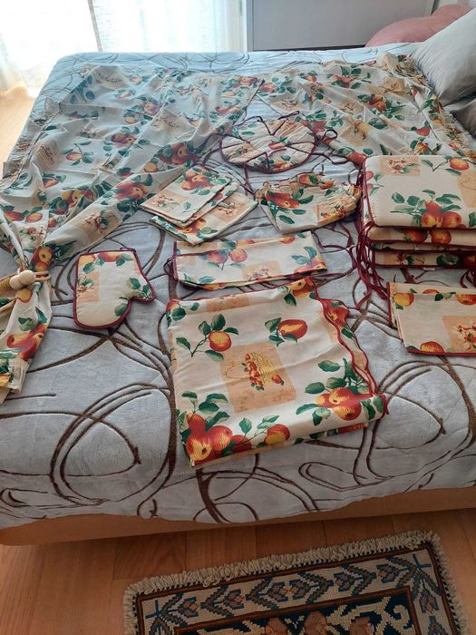 Têxteis de cozinha bordeau