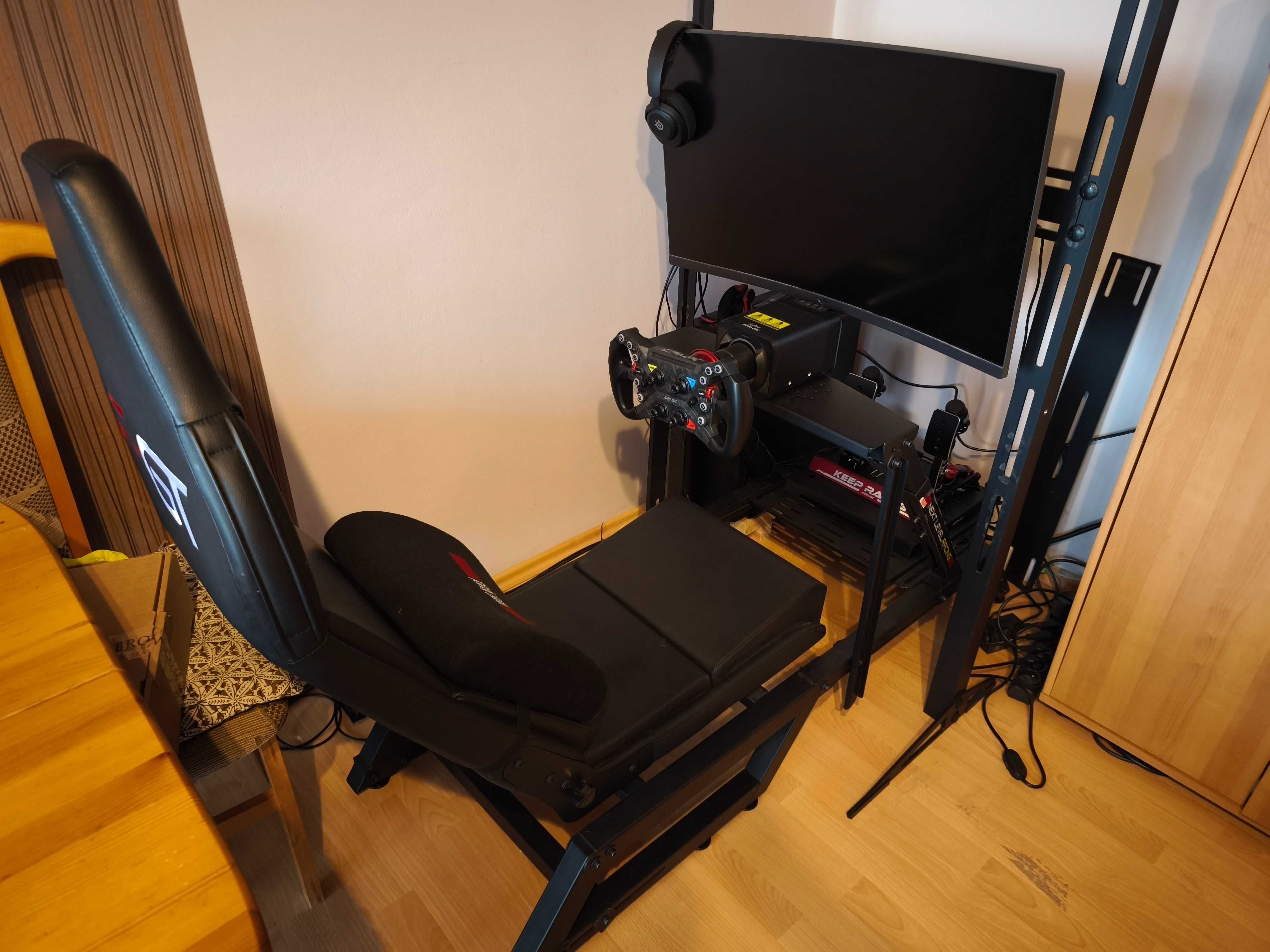 Next Level Racing F-GT Kokpit wyścigowy, simracing
