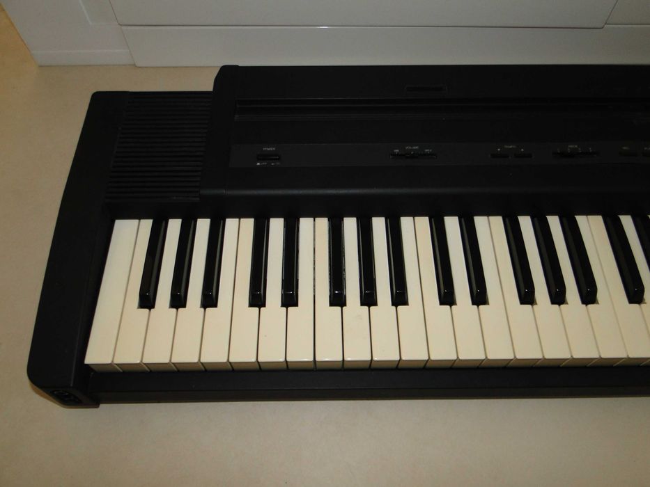 Super Piano Cyfrowe ROLAND EP-7E.Piękne Brzmienie.Wbudowane Głośniki