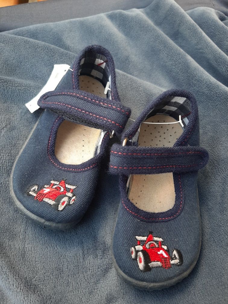 Buty kapcie papcie oddychające przedszkole żłobek 20