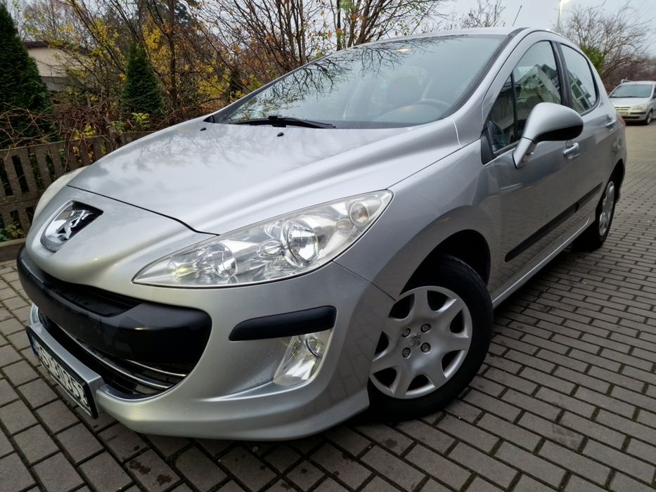 Peugeot 308 1.4 95KM. Niski przebieg 135tys.