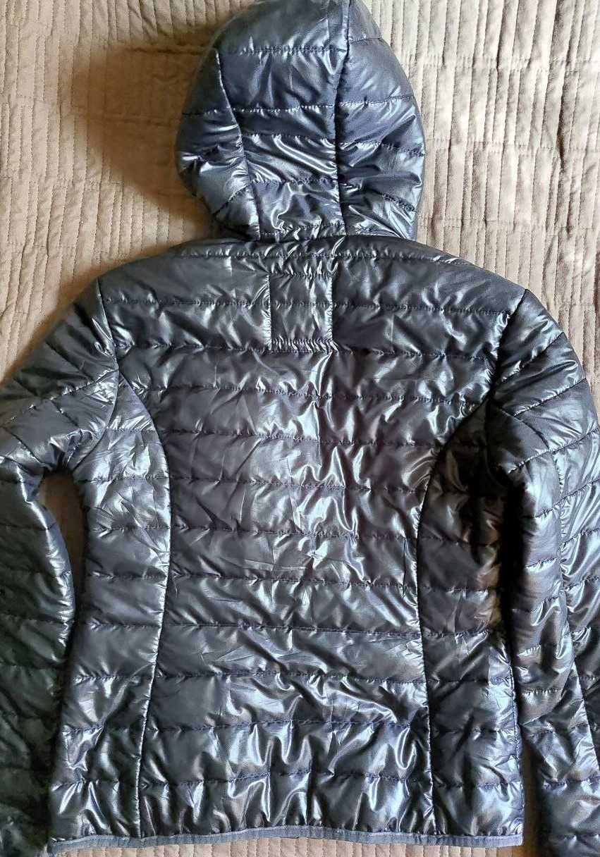 Коротка жіноча куртка Moncler