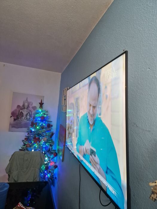 Vendo Smart TV android TCL