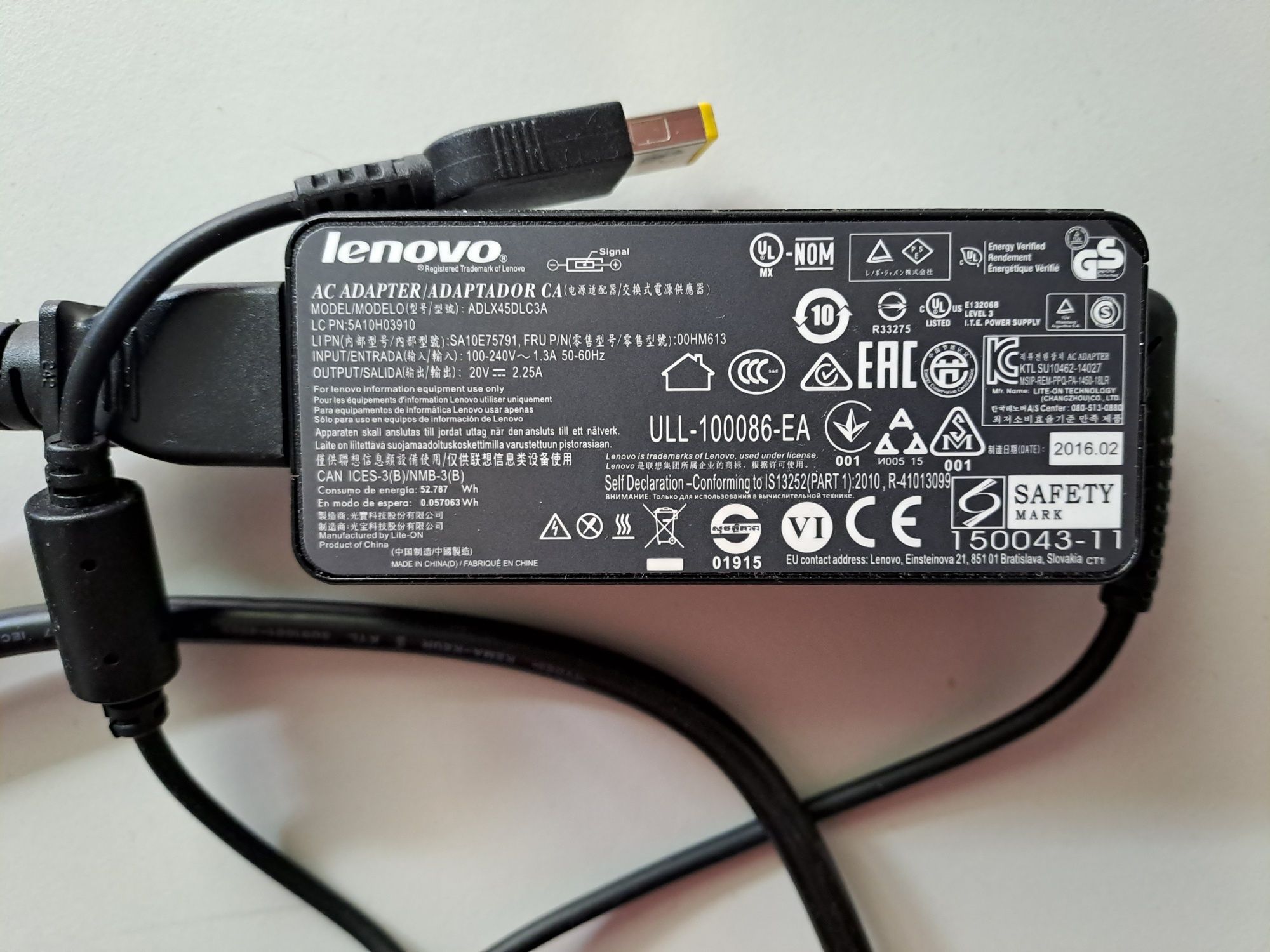 Zasilacz lenovo płaska końcówka
