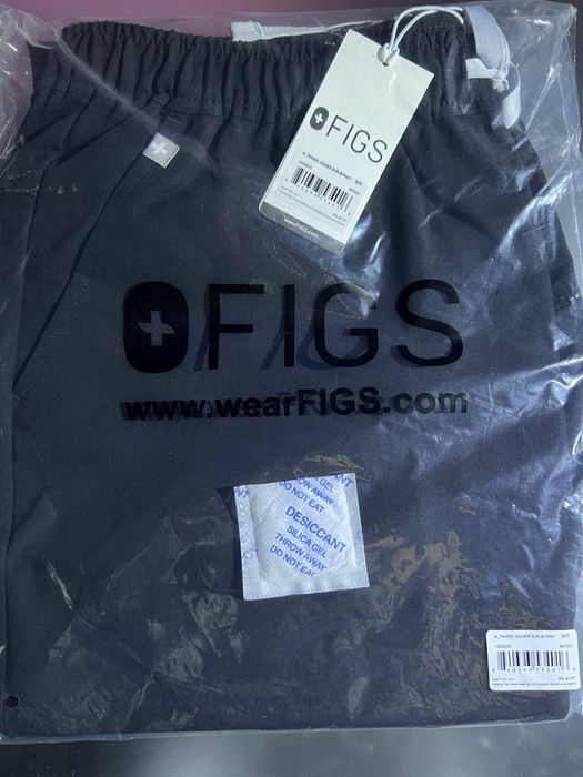 Чоловічий медичний  костюм Figs