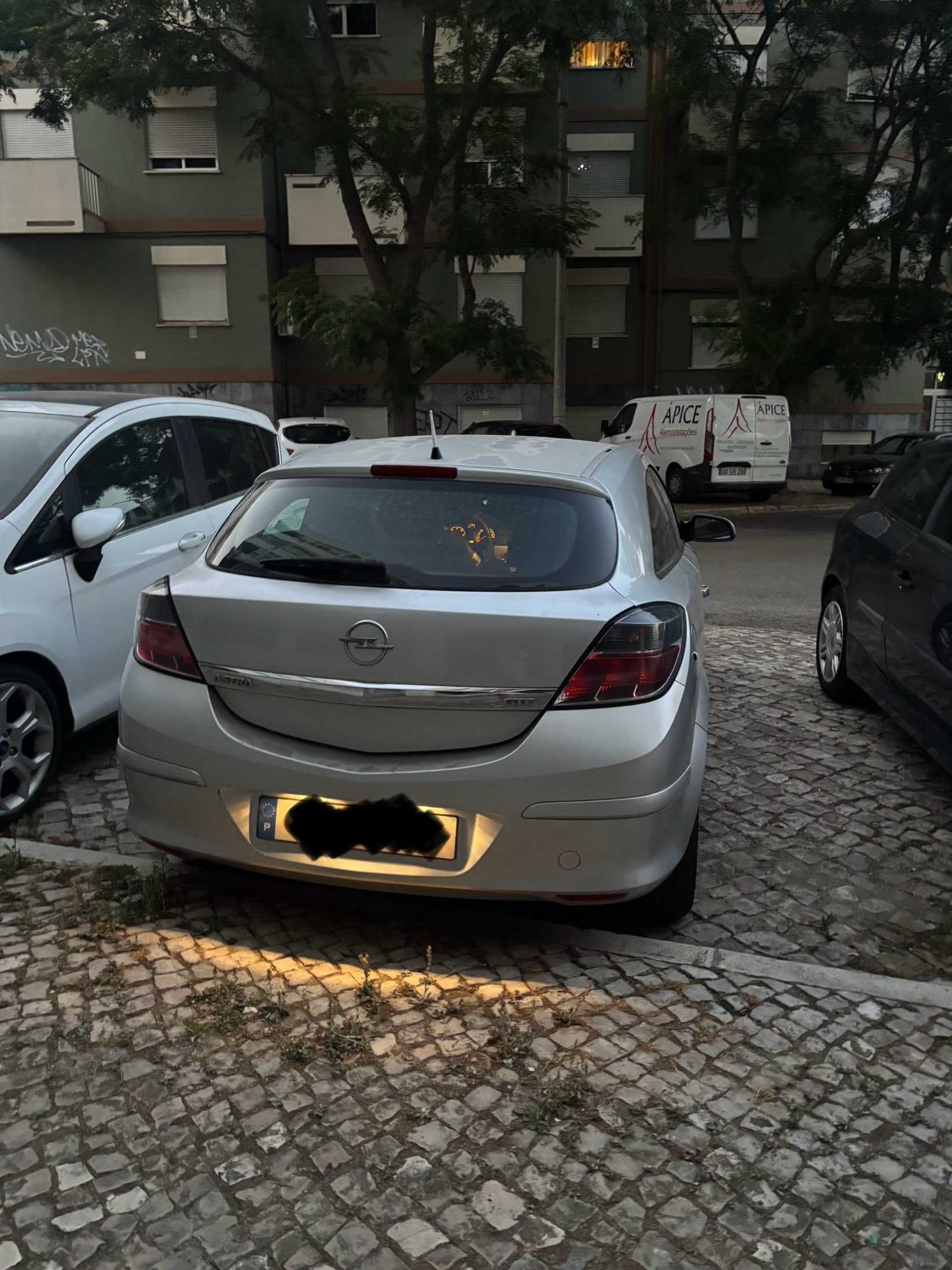 Opel astra H GTC 1.3 CDTI