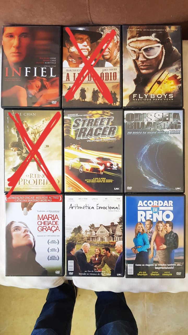 DVDs diversos (ação, comédia, drama)