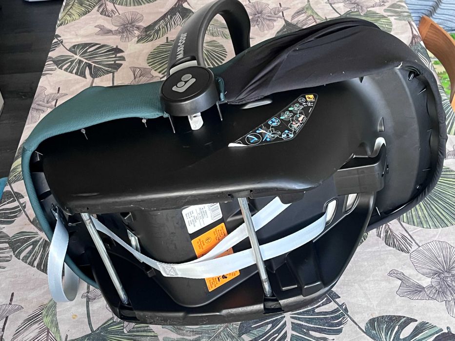 Babycoque/OvoCabrioFix i-Size + Isofix CabrioFix i-Size