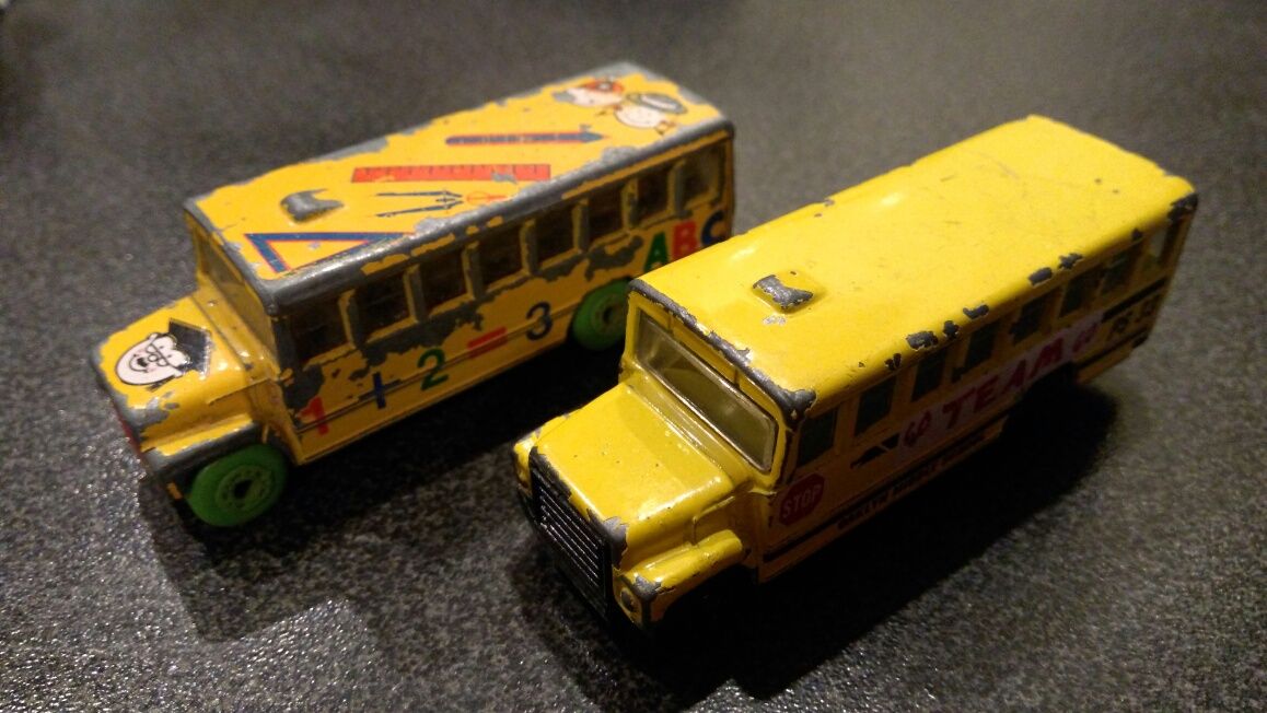 MATCHBOX resorak szkolny autobus 1985