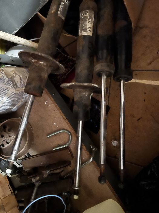 Zawieszenie amortyzatory sprezyny audi a4b7 2.0tdi quattro