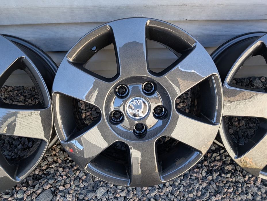 Оригінальні титанові диски Skoda Volkswagen 5*112 R15 5/112 15 ET 47