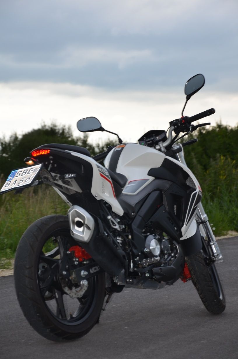 Keeway RKF 125. .