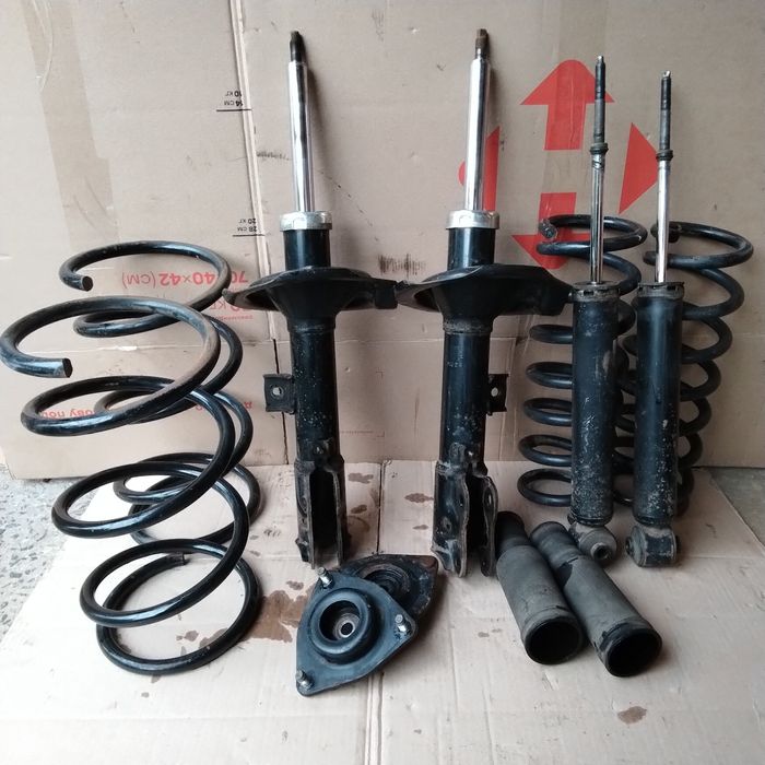 Стойки , амортизаторы и пружины Mitsubishi Outlander XL