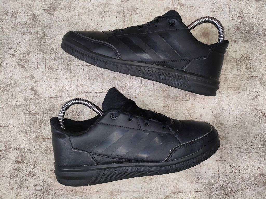 Кросівки Adidas AltaSport р-34 оригінал кроссовки адидас черные