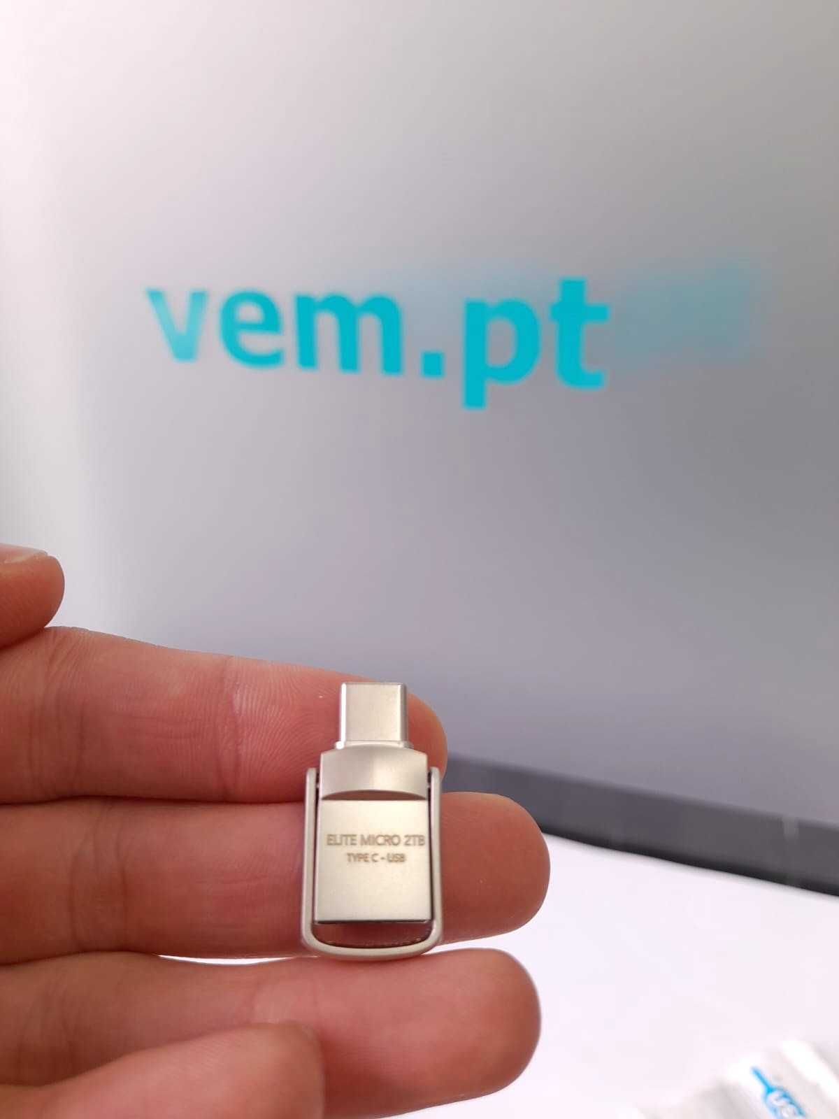 Pen Drive 2 Terabyte USB 3.0 e Type C - Novo