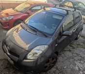Barras de tejadilho Cruz Oplus para Toyota Yaris (2005-11, XP90)
