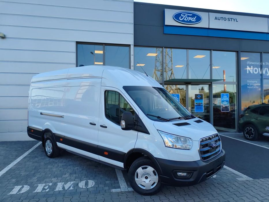 Ford E-Transit  Silnik elektryczny 184KM L4 H3 Van | 2 miejsca | 68kWh