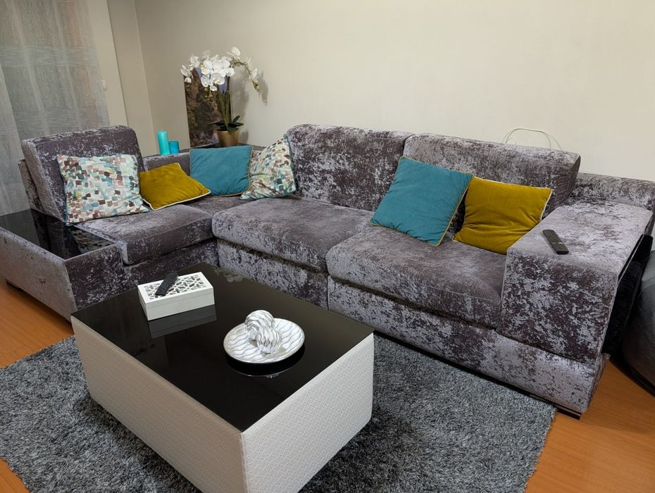 Sofá, com 3,10x190 em bom estado