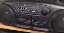 Radiomagnetofon czarny